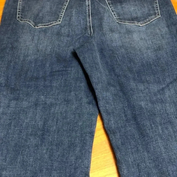 NYDJ Size 14 Capri Jeans Awakening - Picture 3 of 4